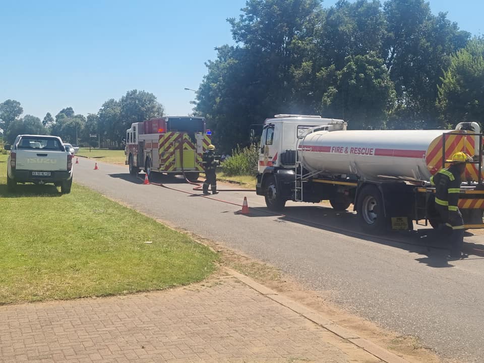 Midvaal Fire Brigade helping Emfuleni Community