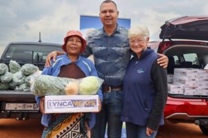 Boitumelo Food Donation Photo 1 (2)